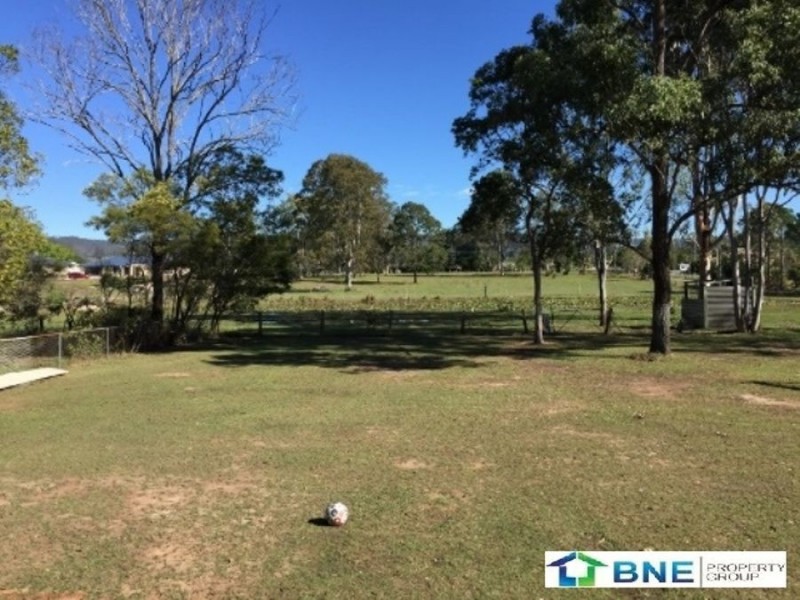730 Caboolture River Rd, Upper Caboolture QLD 4510