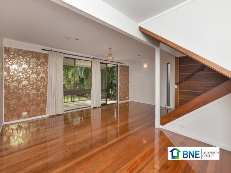 24 Hoad St., Upper Mount Gravatt QLD 4122