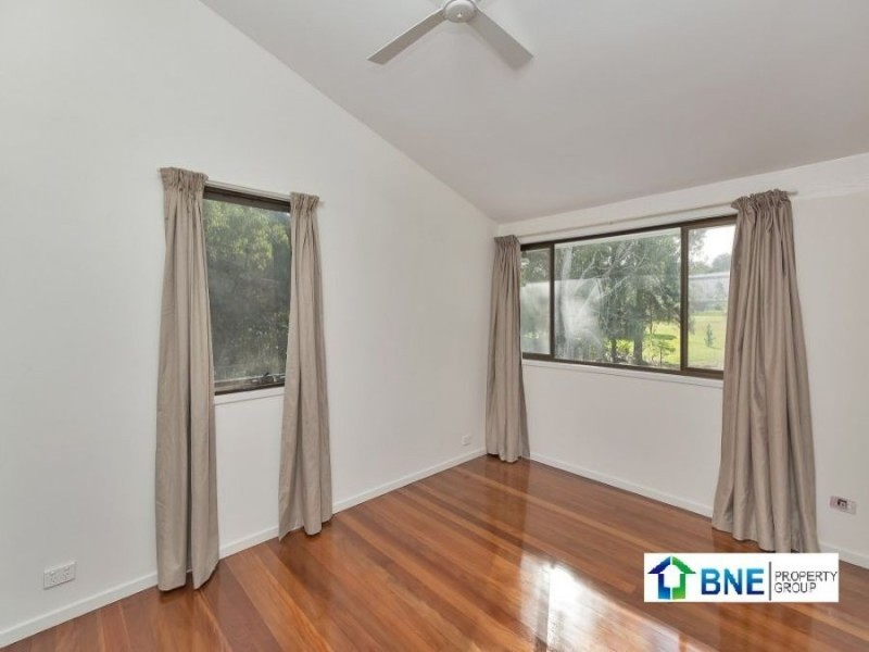 24 Hoad St., Upper Mount Gravatt QLD 4122