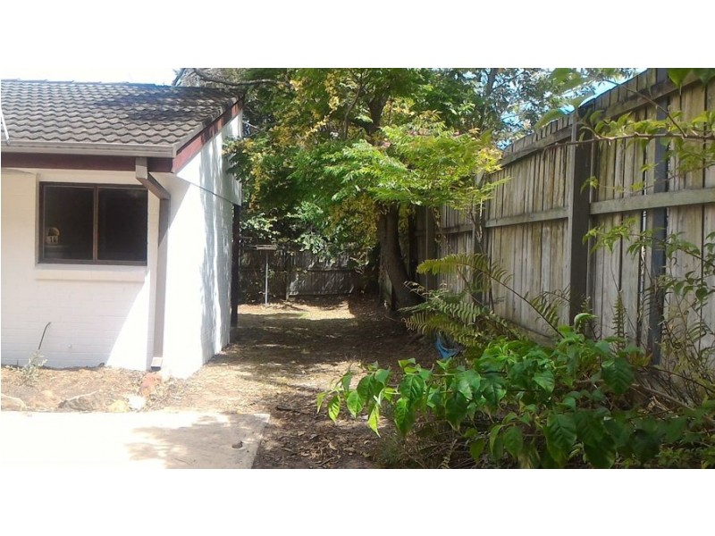 14 Cinderella Drive, Springwood QLD 4127