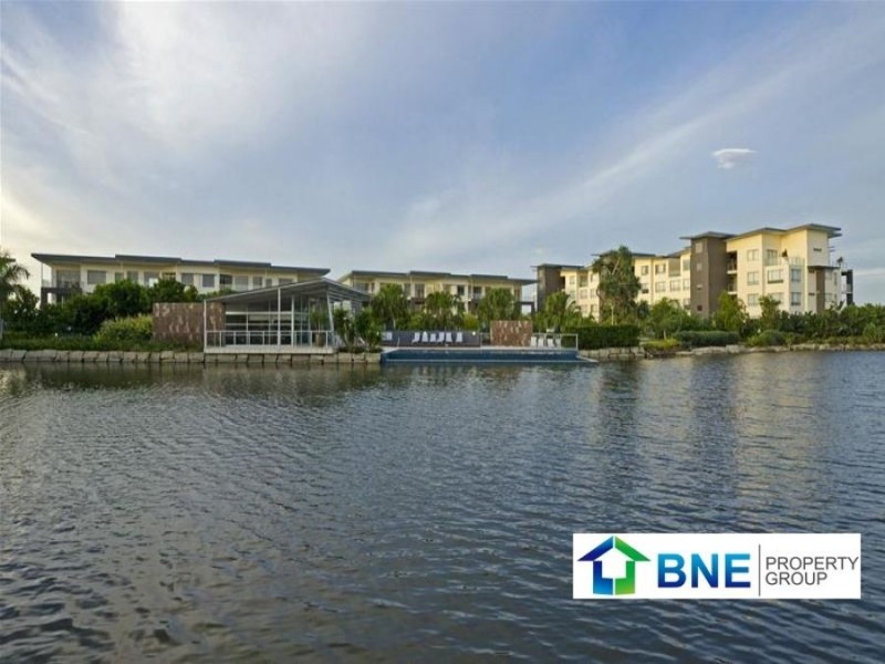 3 Pendraat Pde, Hope Island QLD 4212