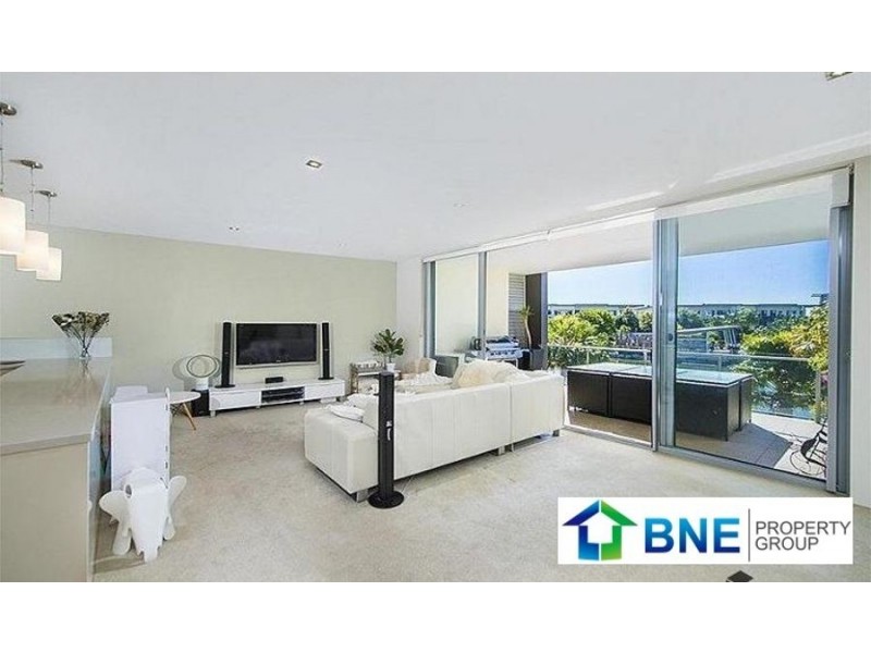 3 Pendraat Pde, Hope Island QLD 4212