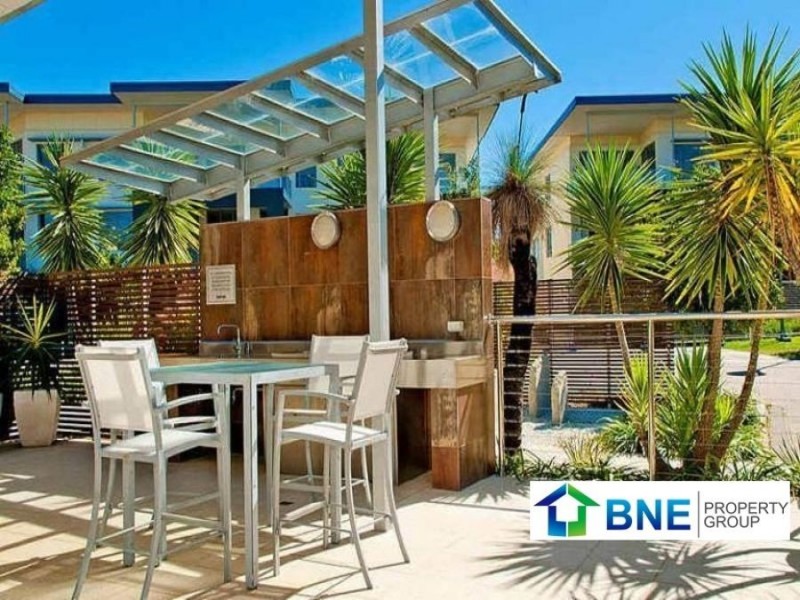 3 Pendraat Pde, Hope Island QLD 4212