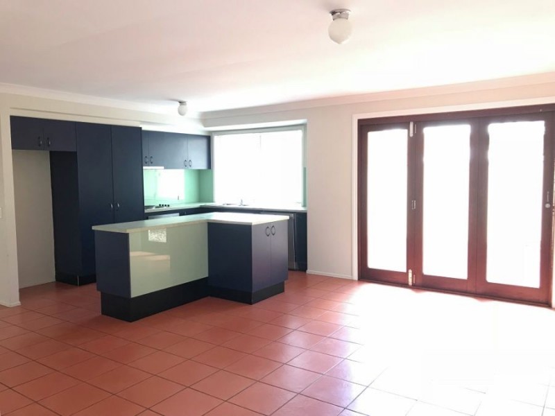 5 Valentino Cl, Parkwood QLD 4214