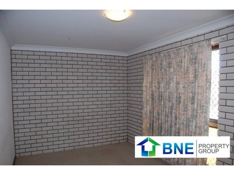 .9 Carnoustie Street, Macgregor QLD 4109
