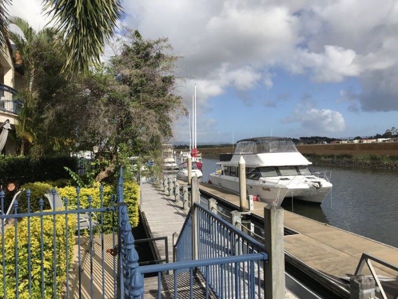 58 John Lund Dr, Hope Island QLD 4212