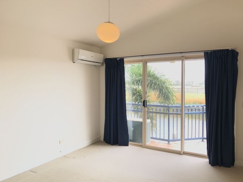58 John Lund Dr, Hope Island QLD 4212