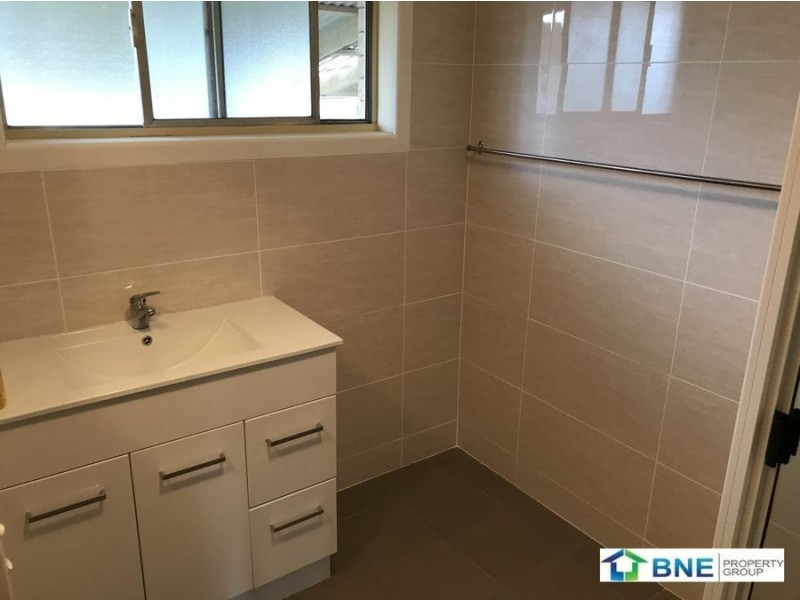 11 Lenore Cr, Springwood QLD 4127