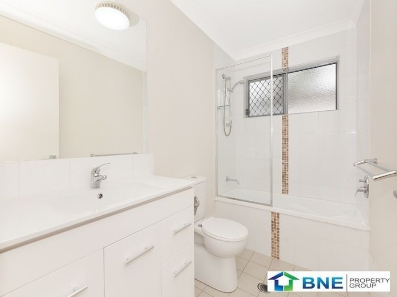 2/2 Diamantina Street, Calamvale QLD 4116