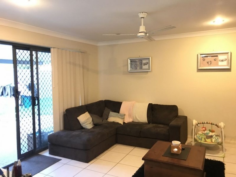 25B. Pinelands Street, Loganlea QLD 4131