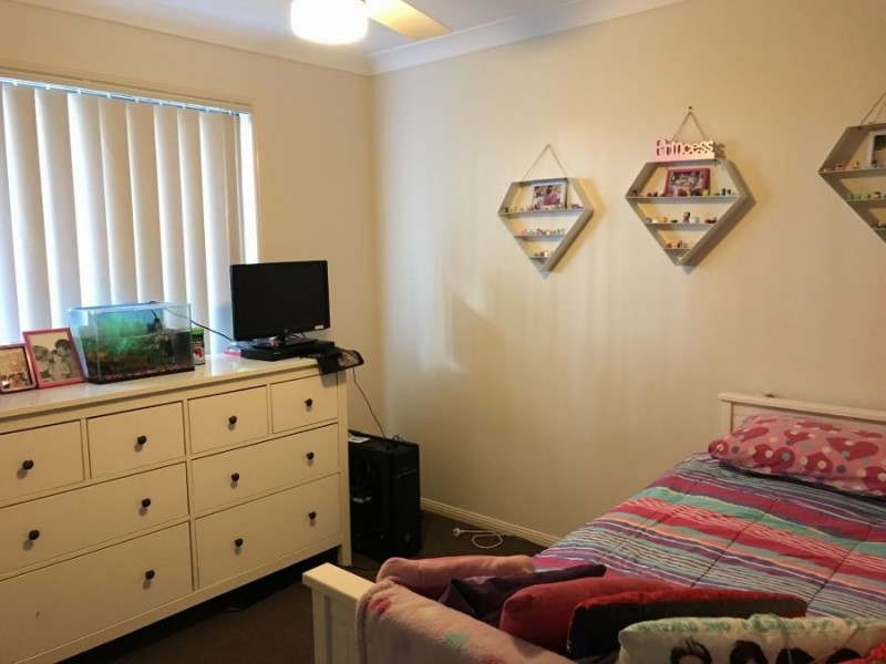 25B. Pinelands Street, Loganlea QLD 4131