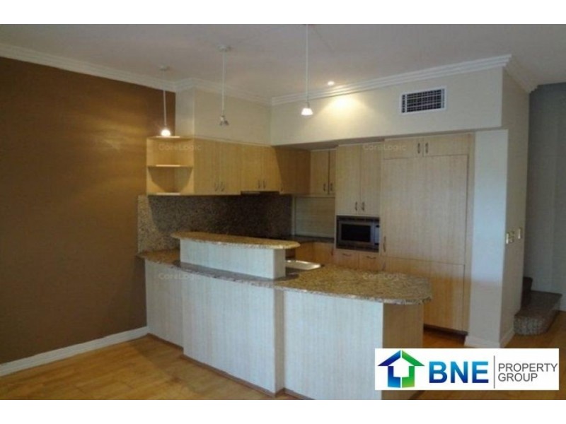 49 103 Salerno St, Surfers Paradise QLD 4217
