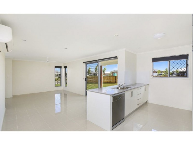 Lot 113 Liekefett Way, Meridan Plains QLD 4551