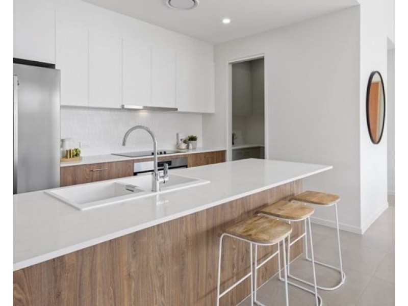 Glass House Mountains QLD 4518