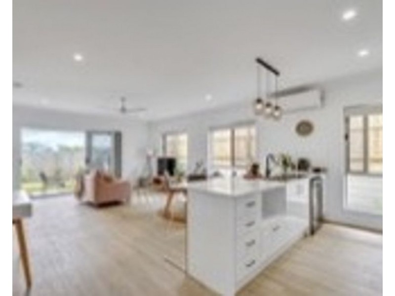 Hillcrest QLD 4118
