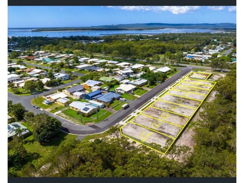 Tin Can Bay QLD 4580