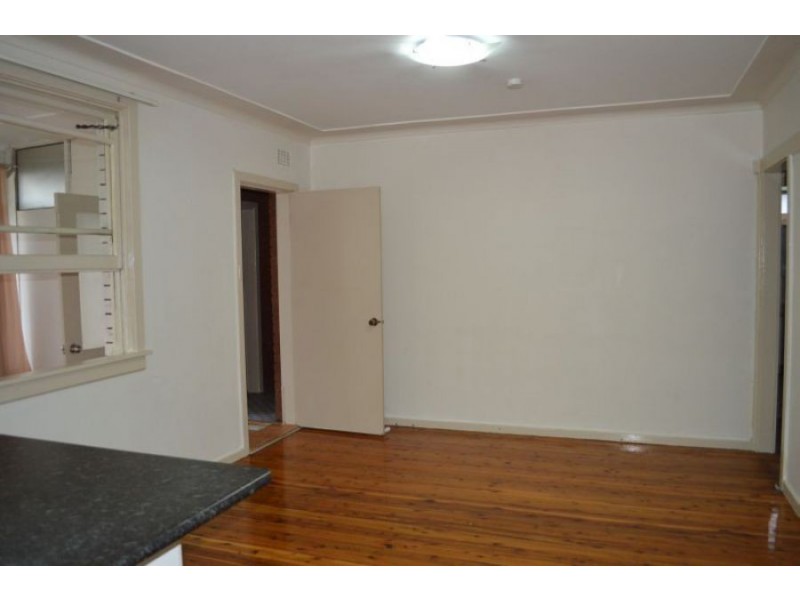 50. Woodlands Rd, Liverpool NSW 2170