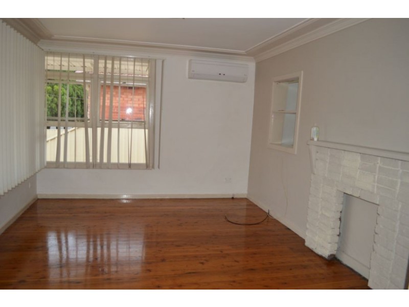 50. Woodlands Rd, Liverpool NSW 2170