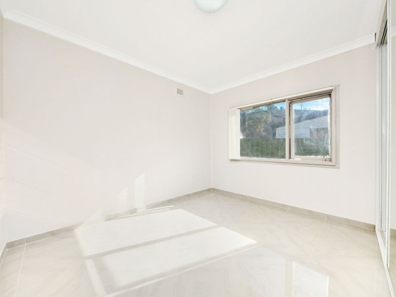 3 Brabyn St, Fairfield West NSW 2165