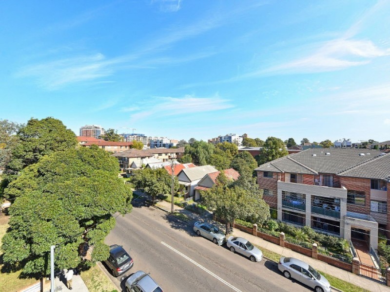 20/20-22 Hall Street, Auburn NSW 2144