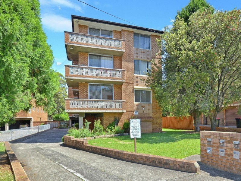 2/13 Doodson Avenue, Lidcombe NSW 2141