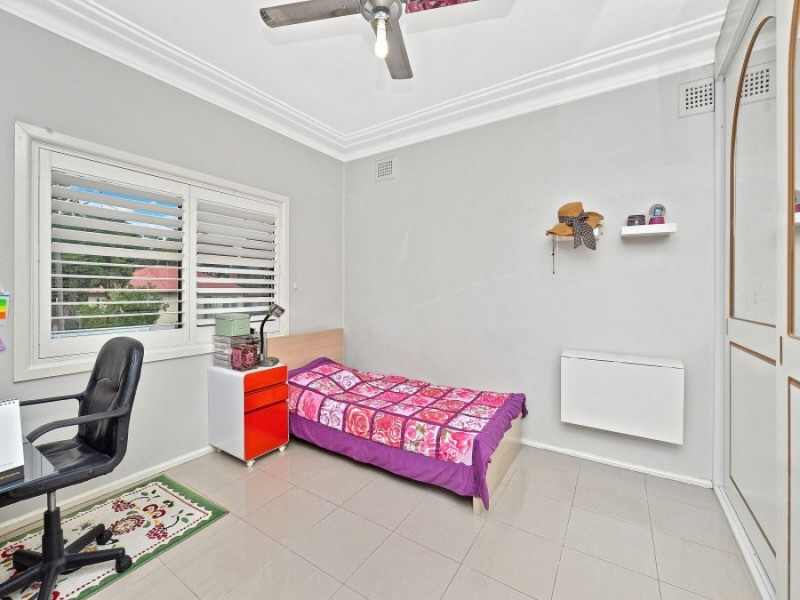 36 Wallace Street, Sefton NSW 2162