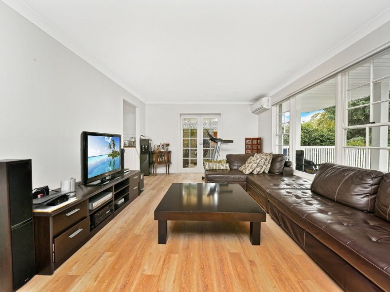 26 Ambleside Drive, Castle Hill NSW 2154