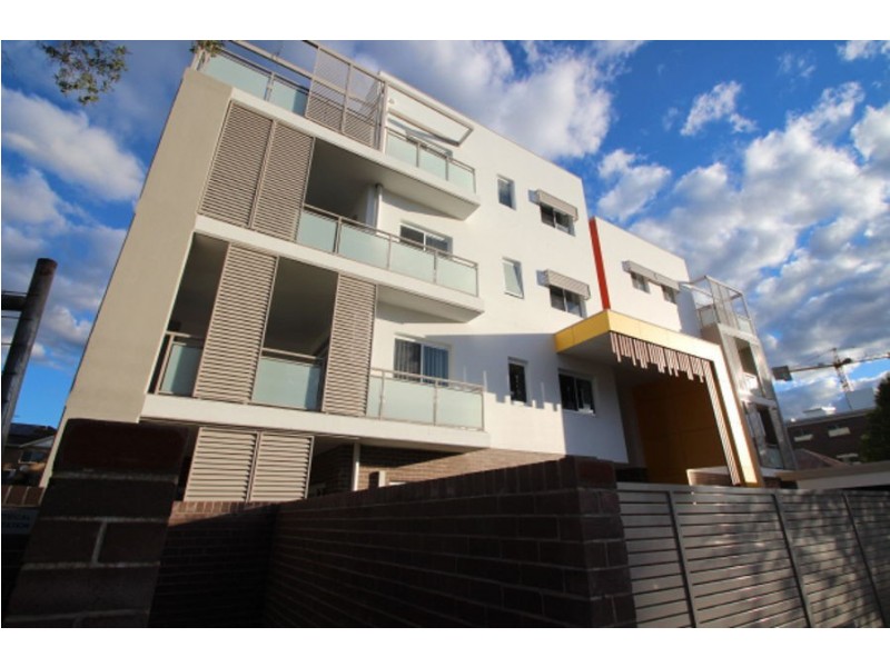 13/22-24 Smythe Street, Merrylands NSW 2160