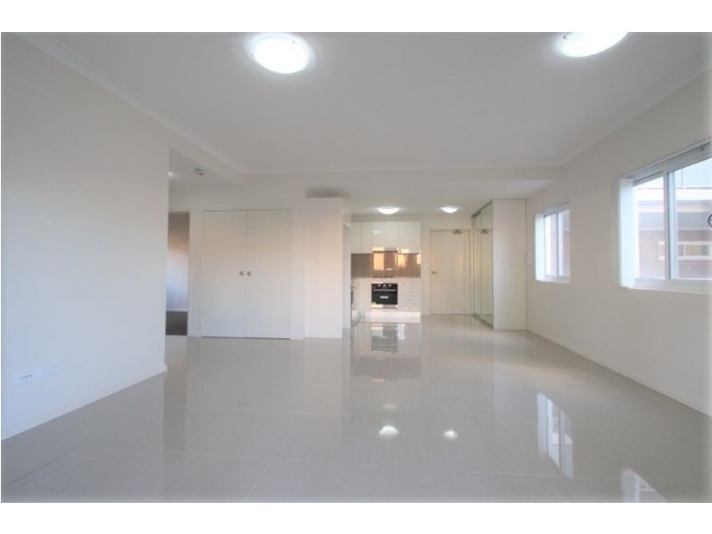 13/22-24 Smythe Street, Merrylands NSW 2160