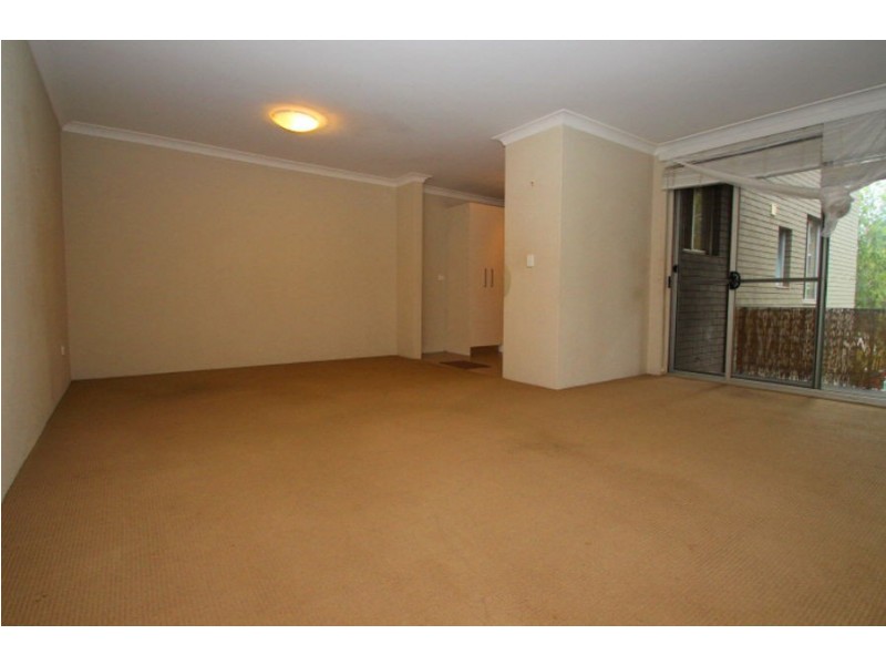 16/18-24 Oxford street, Merrylands NSW 2160