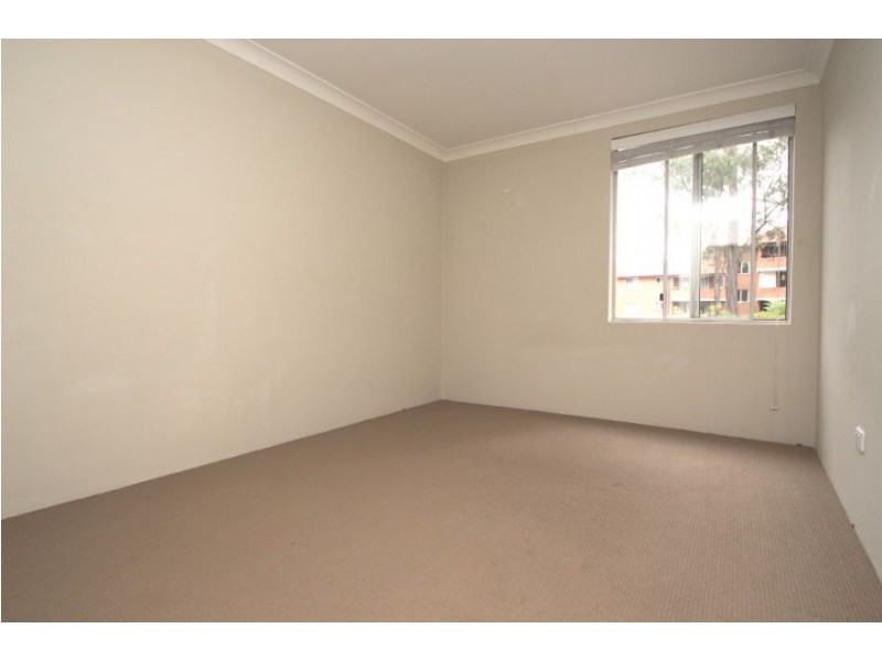 16/18-24 Oxford street, Merrylands NSW 2160