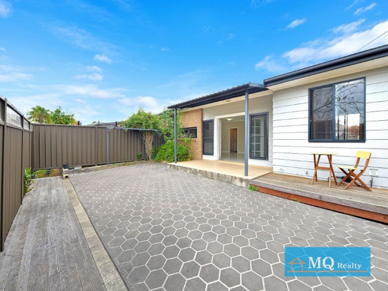 3/5 Mark Street, Merrylands NSW 2160