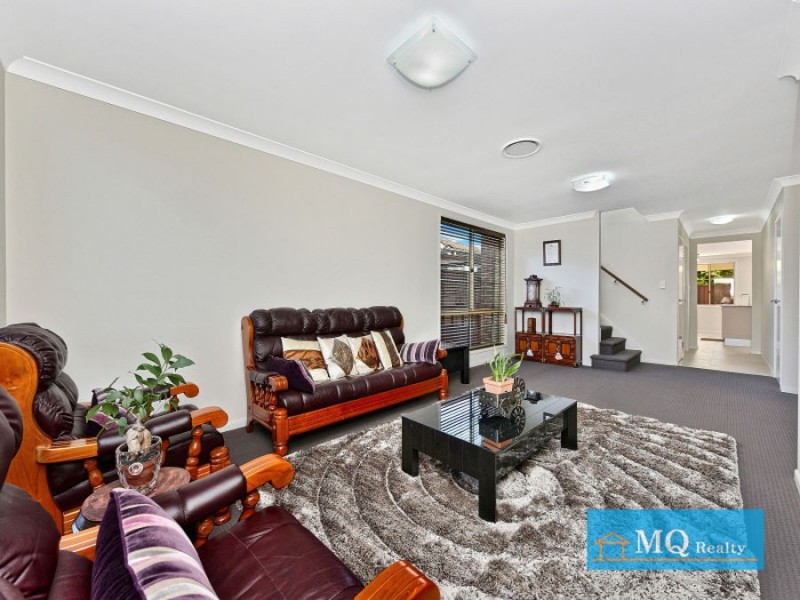 8 Lucas Avenue, Moorebank NSW 2170