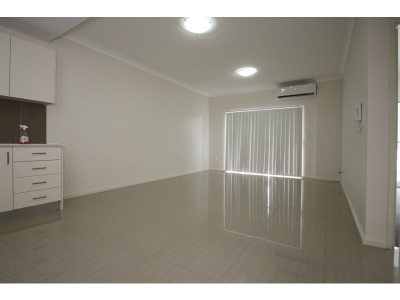 11/22-24 Smythe Street, Merrylands NSW 2160
