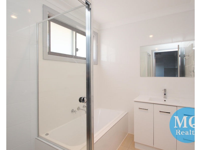 13/221-227 Old Kent Road, Greenacre NSW 2190