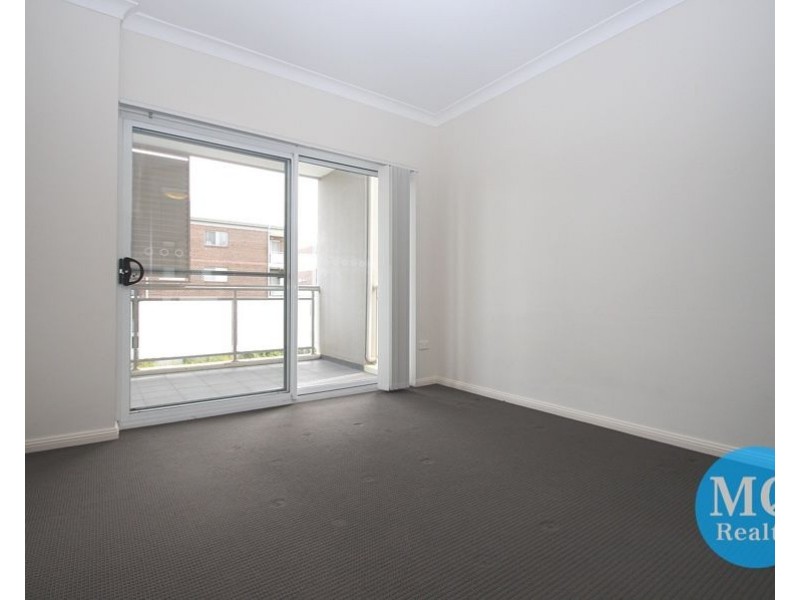 17/22-24 Smythe Street, Merrylands NSW 2160