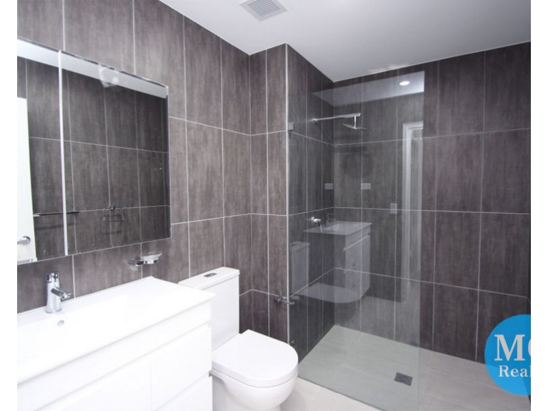 1 Bed/18 Harrow Road, Auburn NSW 2144