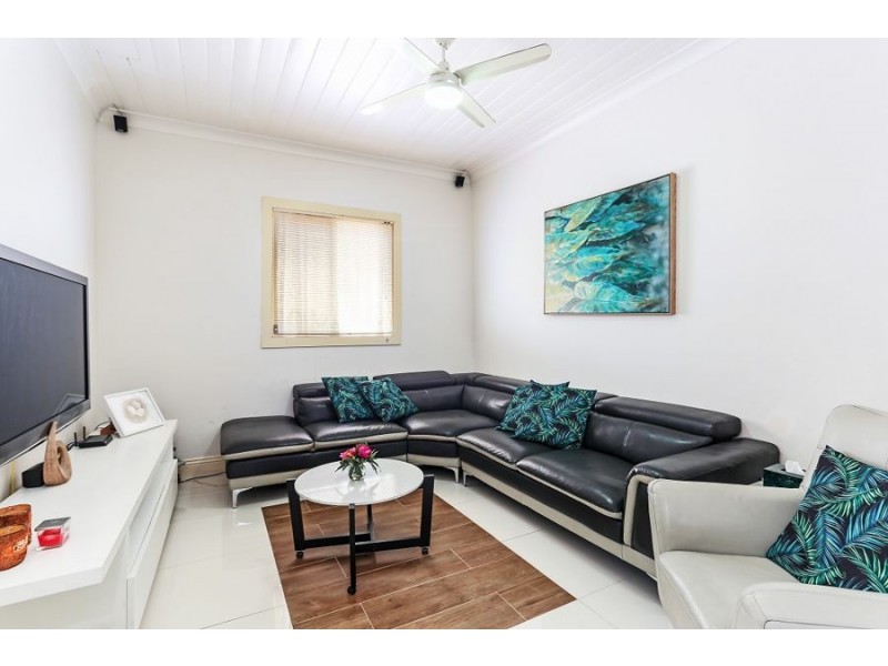 37 Park Rd, Auburn NSW 2144