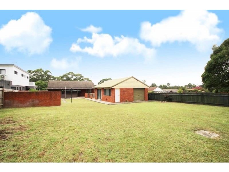 5 Maple Crescent, Ermington NSW 2115