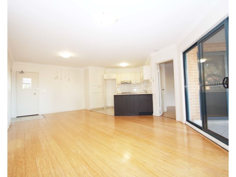 17/2 Amy Street, Regents Park NSW 2143