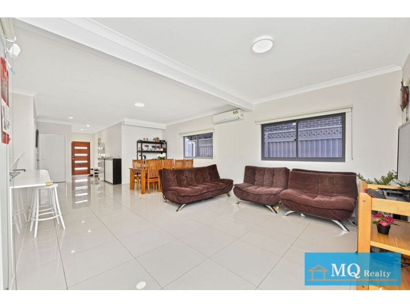 33 Bowaga Circuit, Villawood NSW 2163