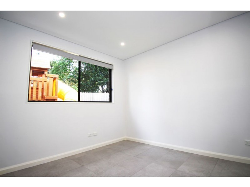 Granny Flat, 3B Maple Crescent, Ermington NSW 2115