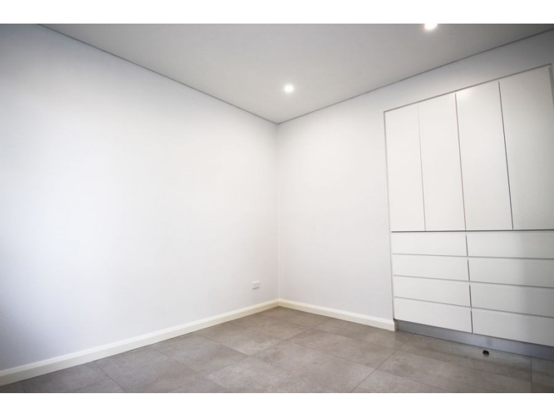 Granny Flat, 3B Maple Crescent, Ermington NSW 2115