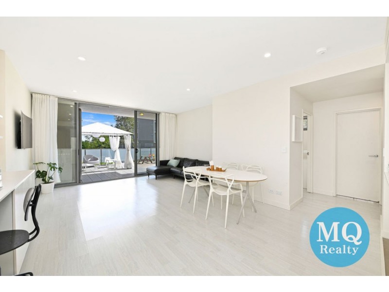 104C/2 Rowe Drive, Potts Hill NSW 2143