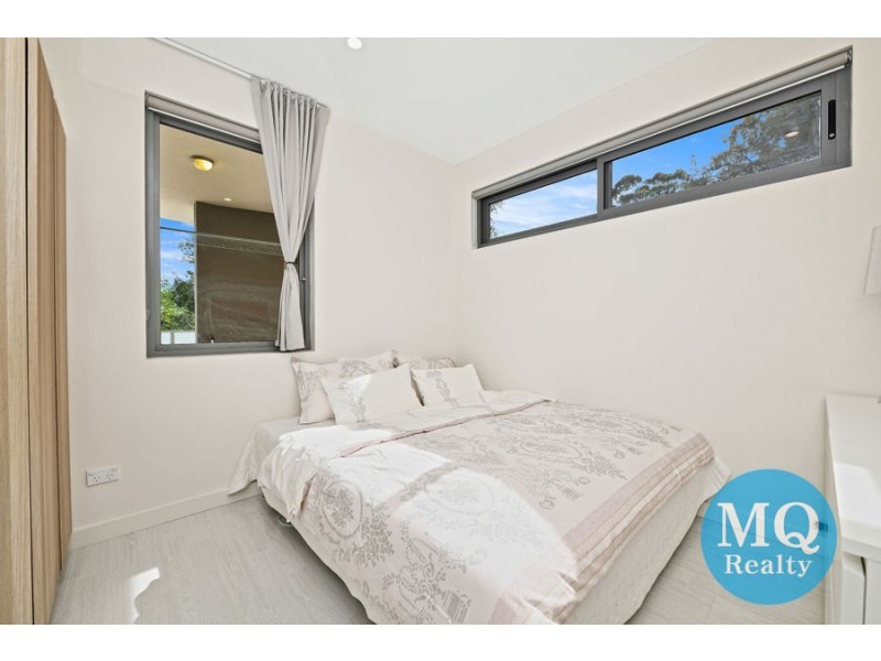 104C/2 Rowe Drive, Potts Hill NSW 2143