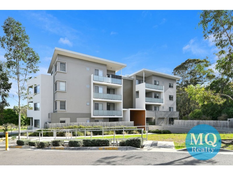 104C/2 Rowe Drive, Potts Hill NSW 2143