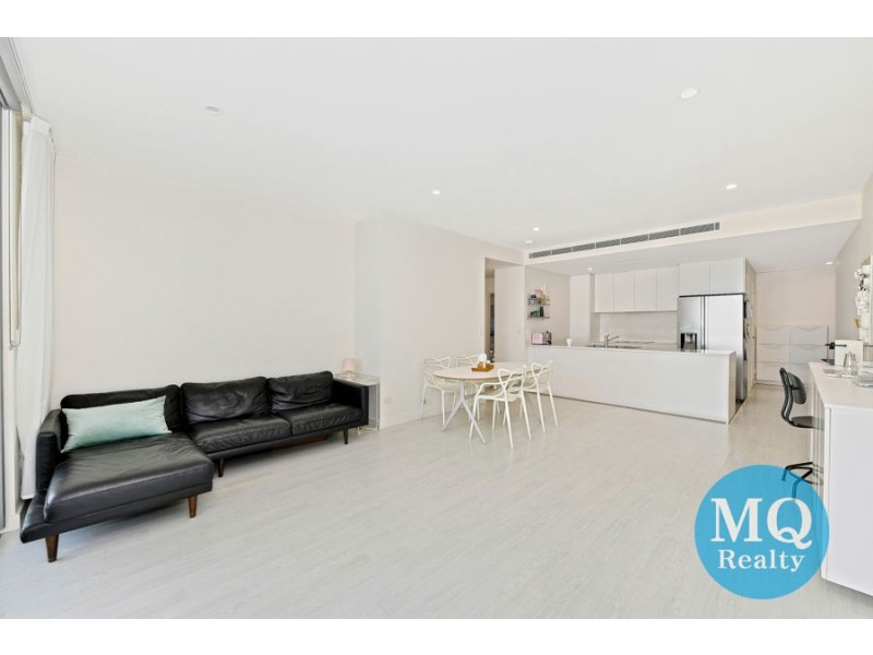 104C/2 Rowe Drive, Potts Hill NSW 2143