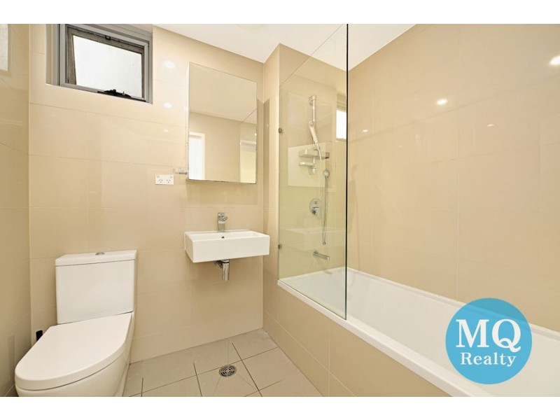 104C/2 Rowe Drive, Potts Hill NSW 2143