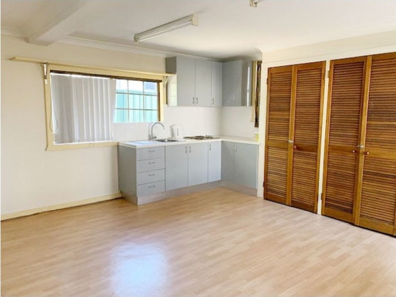 2 Pomona Street, Greenacre NSW 2190