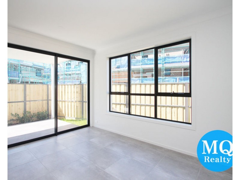 10 Fringe Glade, Blacktown NSW 2148